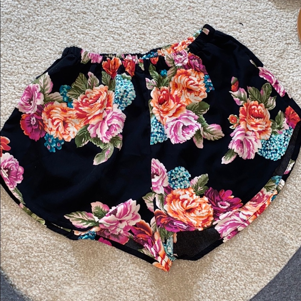Flower shorts